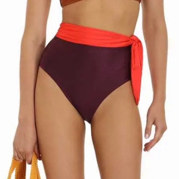 NEW ZIMMERMAN Violet Color Block Bikini
Bottom - Picture 2 of 8